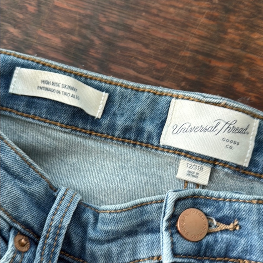 Universal Thread High Rise Blue Jeans with Button Detail - Picture 3 of 13